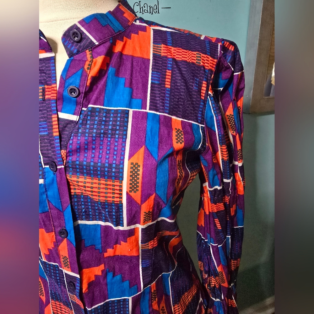 Colorful African Geometric Print Cotton Top - Picture 4 of 8